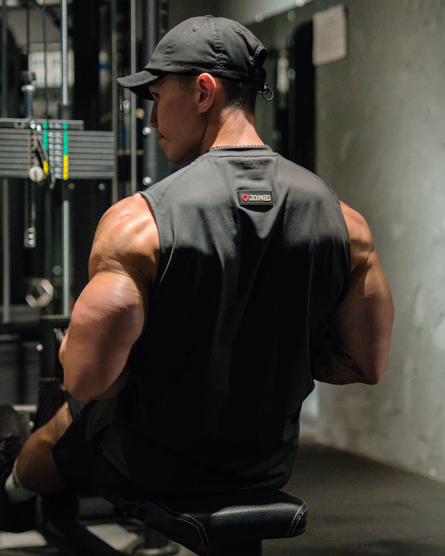 Form-Fit Performance Tank (Black)