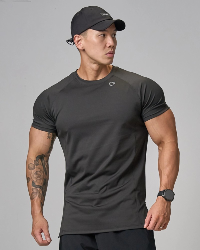 Form-Fit Top (Black)