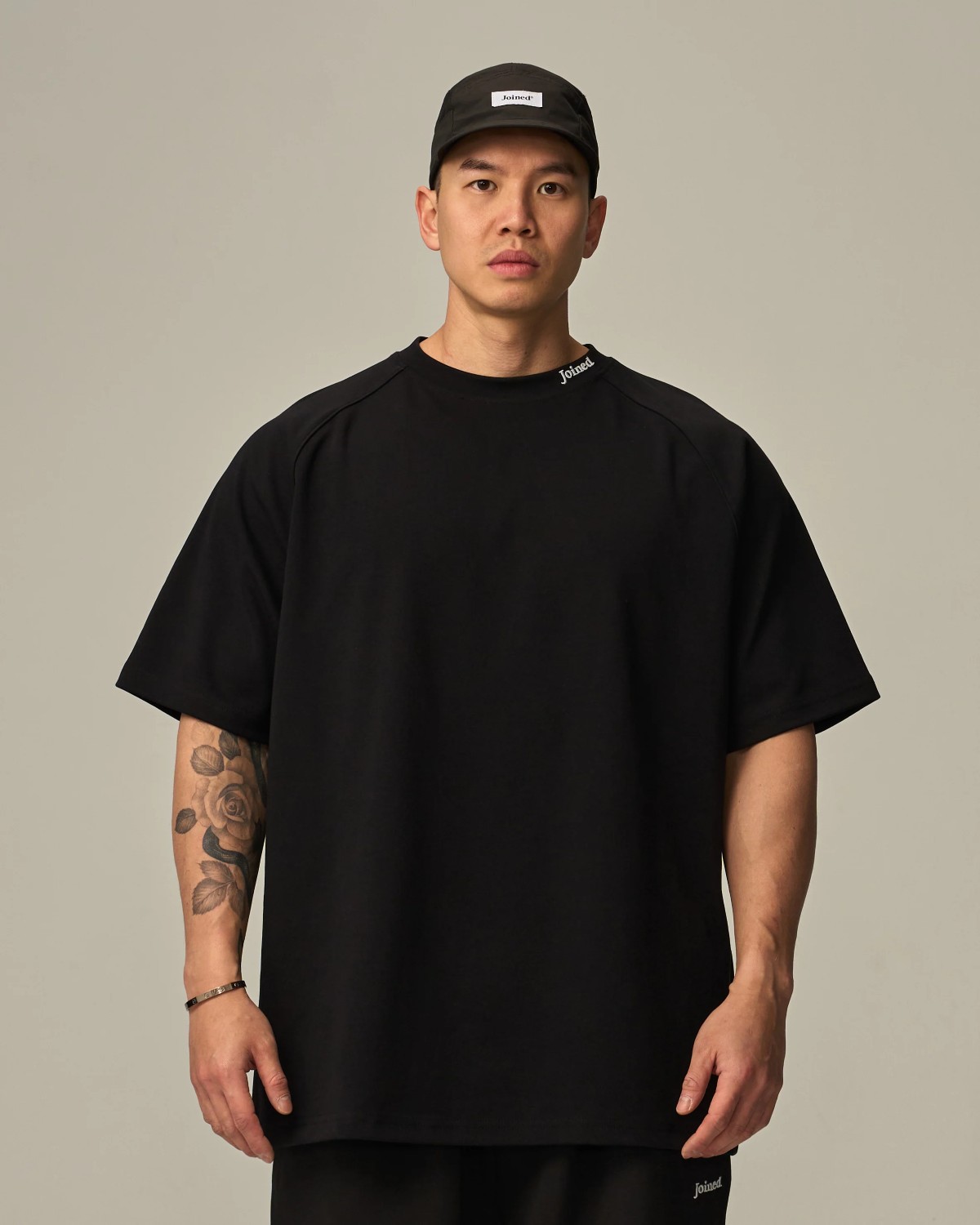 Raglan Turtle Neck Oversized (Black)