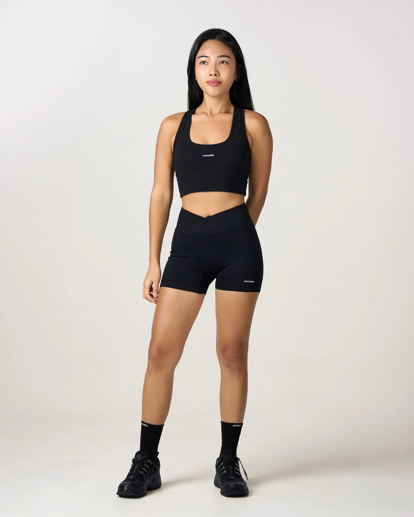 Label V-Waist Sculpt Shorts (Black)