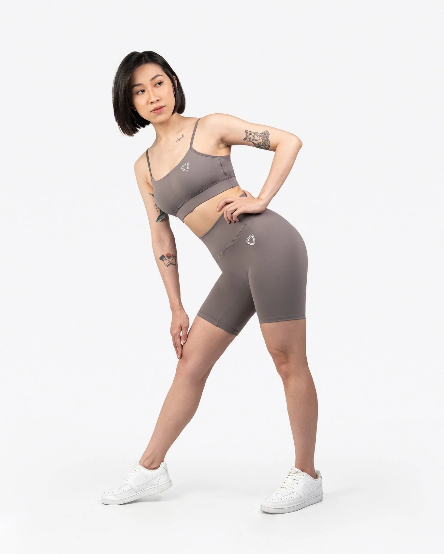 Straps Sports Bra (Cameo Brown)