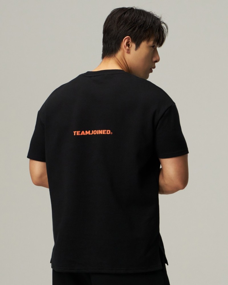 Wordmark Logo Flexfit Shirt (Black)